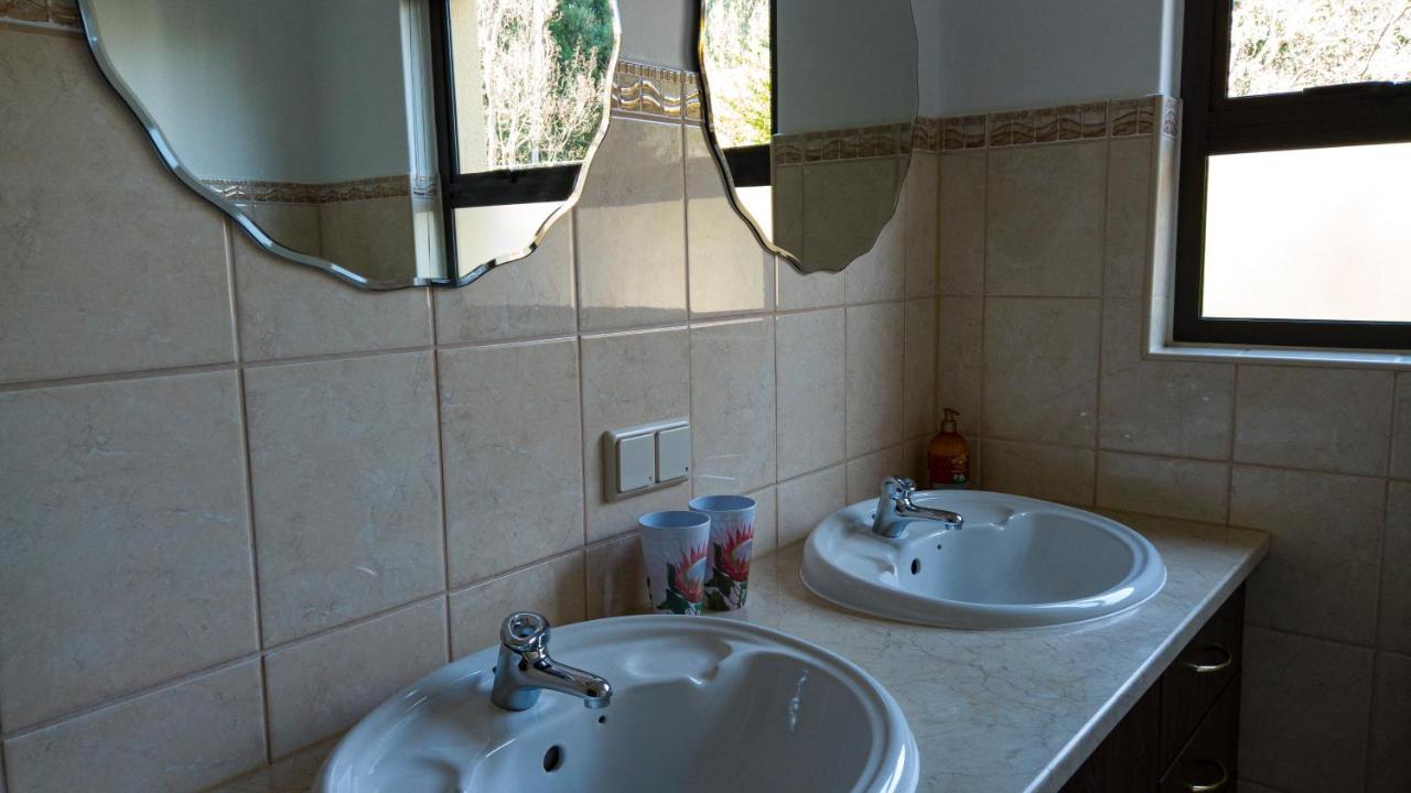 Haus Perlenblick Bed & Breakfast Paarl Bagian luar foto
