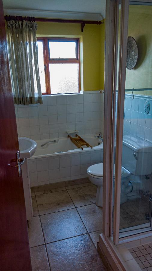 Haus Perlenblick Bed & Breakfast Paarl Bagian luar foto