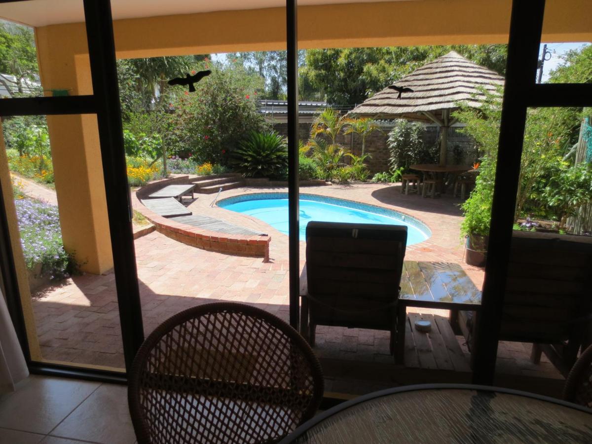 Haus Perlenblick Bed & Breakfast Paarl Bagian luar foto