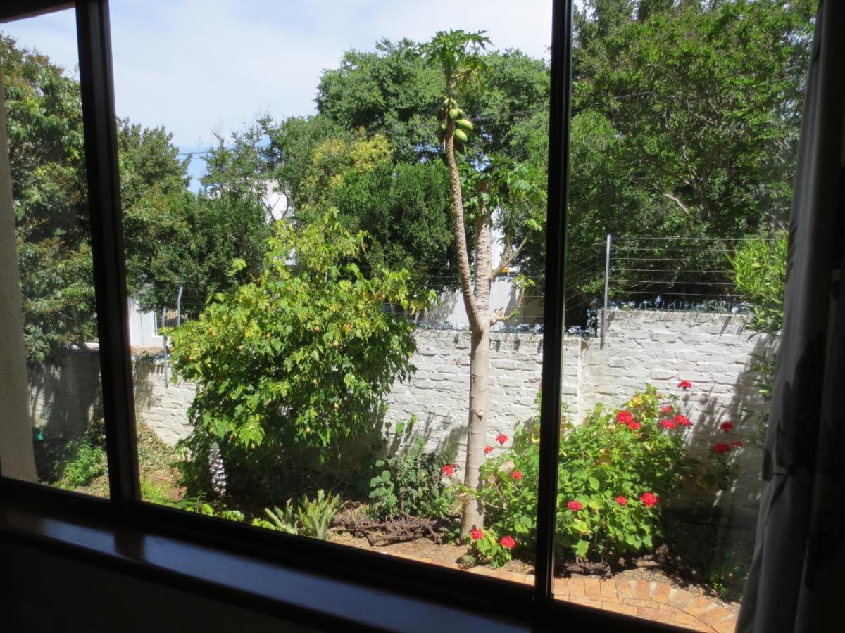 Haus Perlenblick Bed & Breakfast Paarl Bagian luar foto