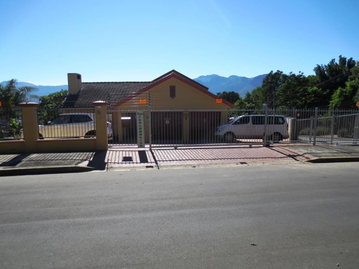 Haus Perlenblick Bed & Breakfast Paarl Bagian luar foto